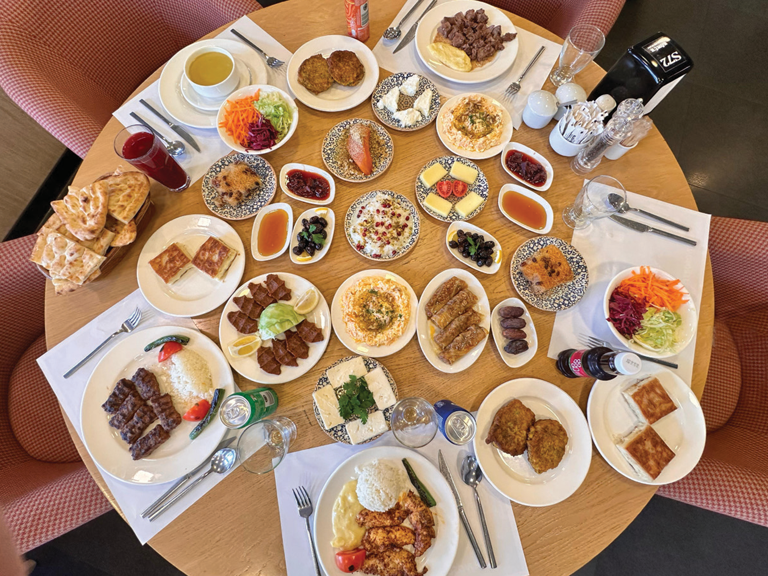 Kömür Türk Mutfağı'nda iftar menüsü sadece 1380₺